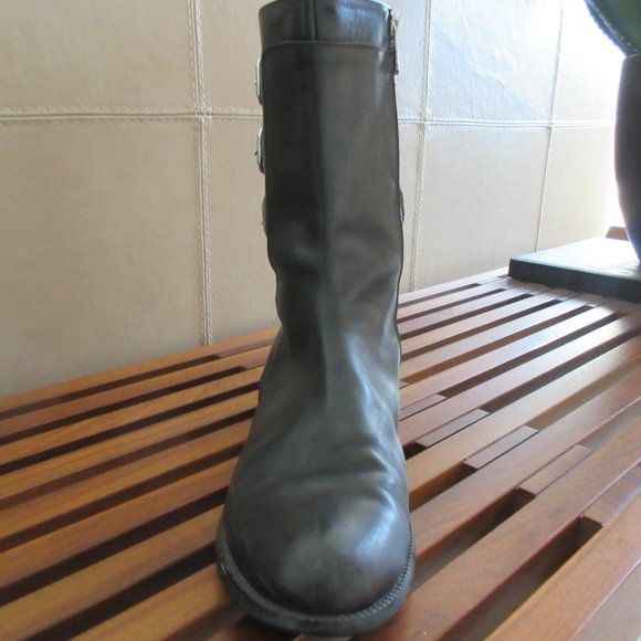 💕SALE - Adrienne Vittadini Black "Trojan" Buckle Boots - Picture 7 of 9